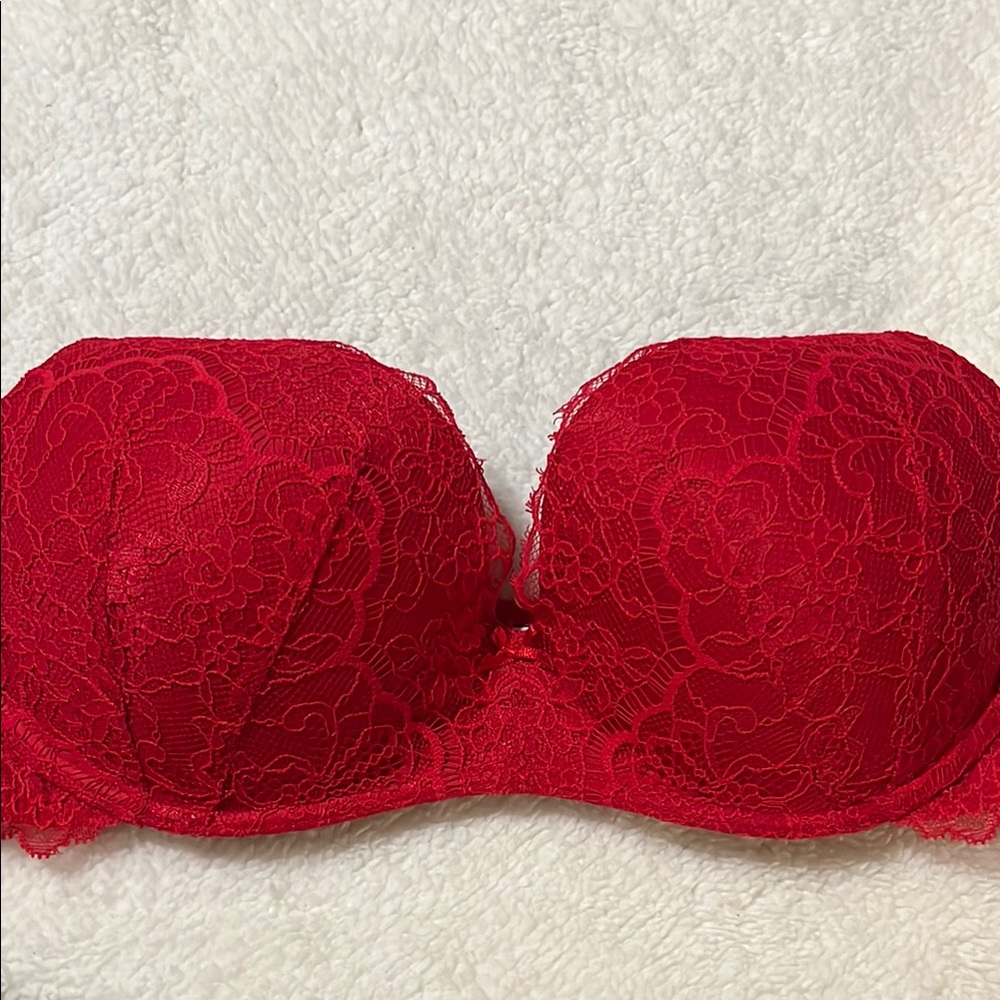 Dream Angels Wireless Elegant Red Lace Strapless Bra